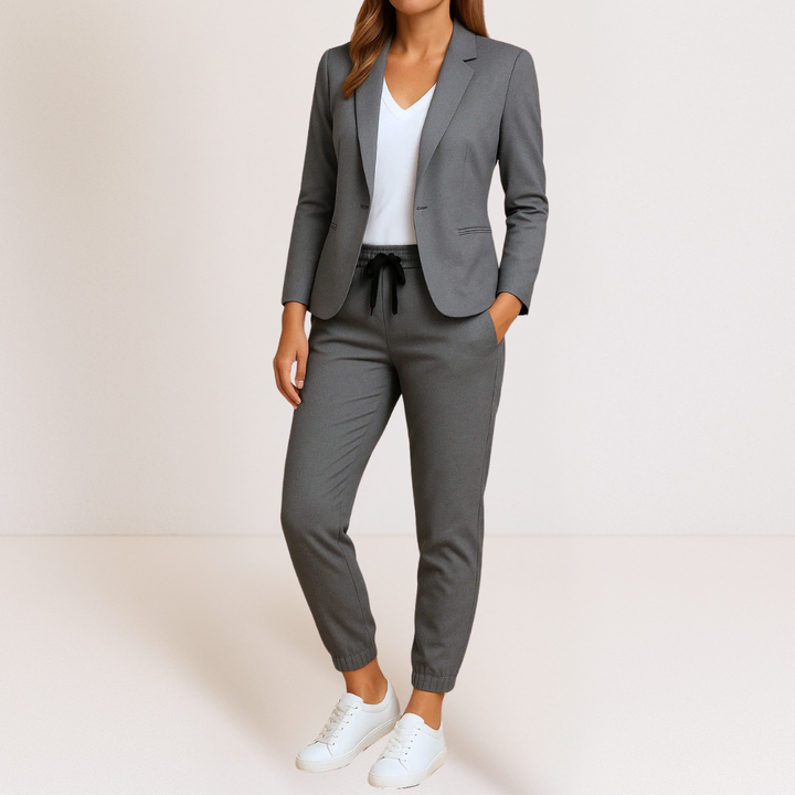 Livia | Elegant And Comfortable Blazer And Jogger Set For Women