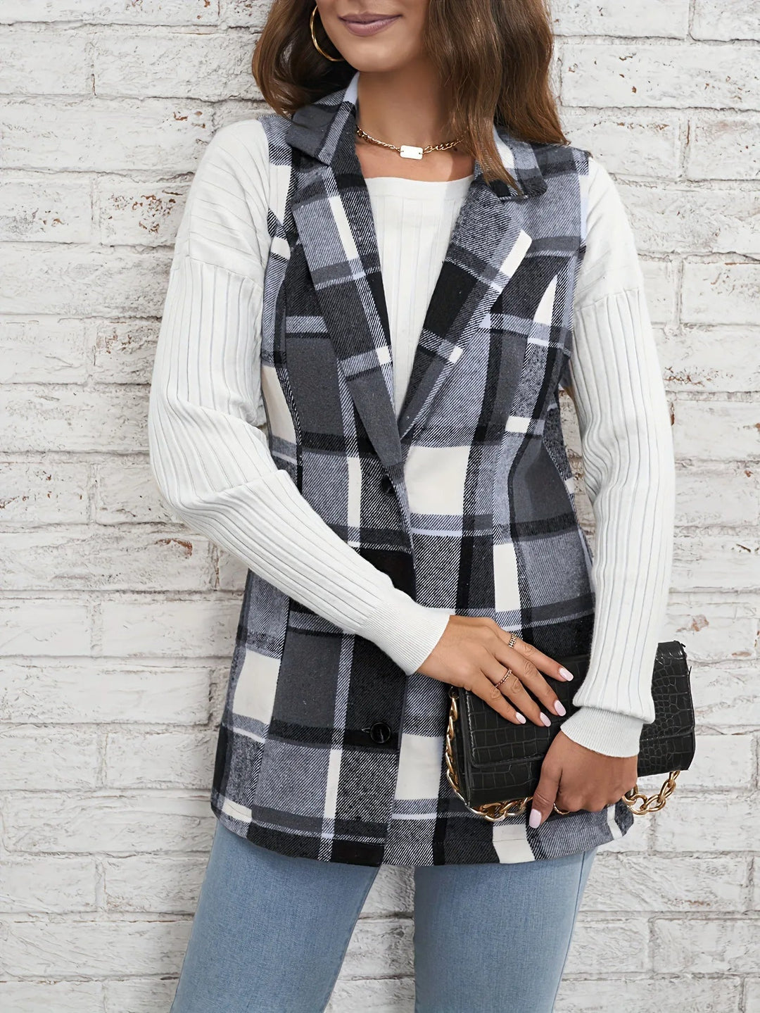 Victoria | Sophisticated And Cozy Plaid Longline Vest