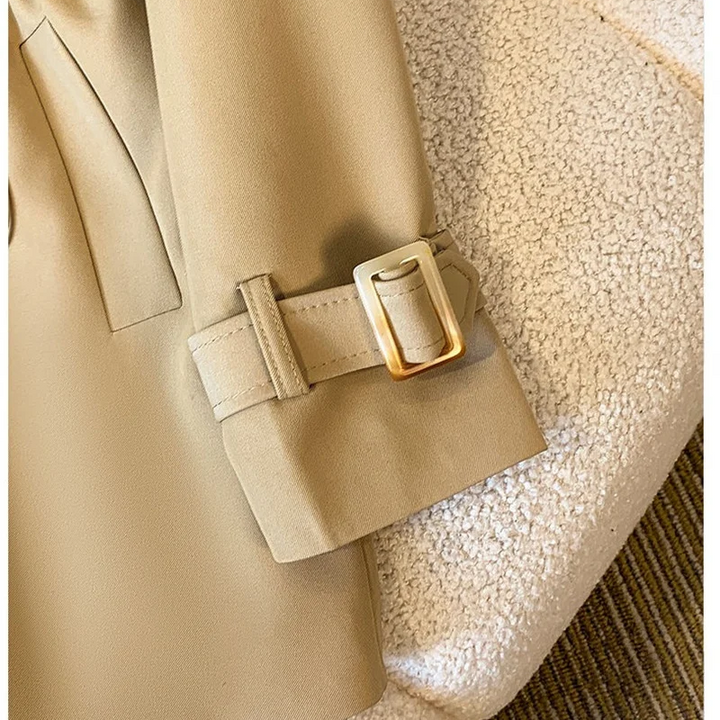 Séraphina | Trench-coat à la silhouette automnale aux détails élégants