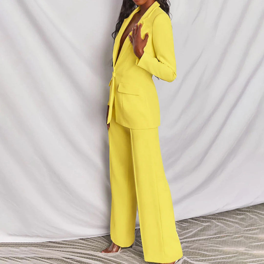 Valeria | Elegant And Sophisticated Blazer And Trouser Set For Women