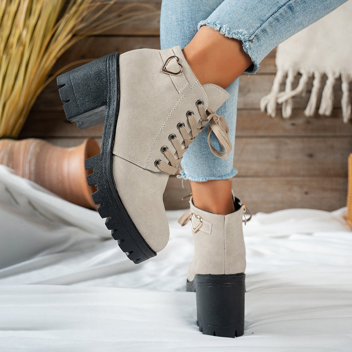 Daniela | Trendy Block-Heel Lace-Up Ankle Boots