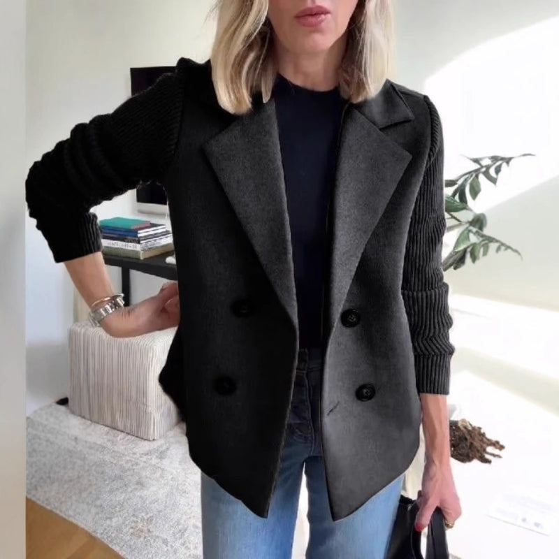 Amanda | Blazer in maglia morbida con design ibrido