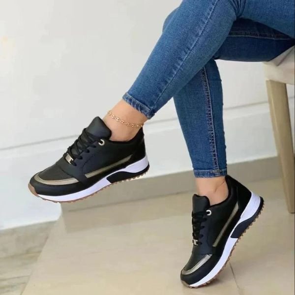Clara | Comfortable orthopedic sneakers with support