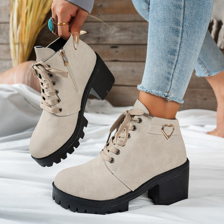 Daniela | Trendy Block-Heel Lace-Up Ankle Boots