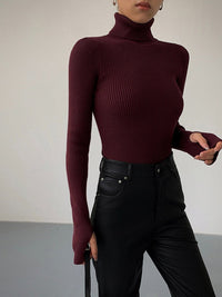 Isla | Refined And Versatile Ribbed Turtleneck Sweater
