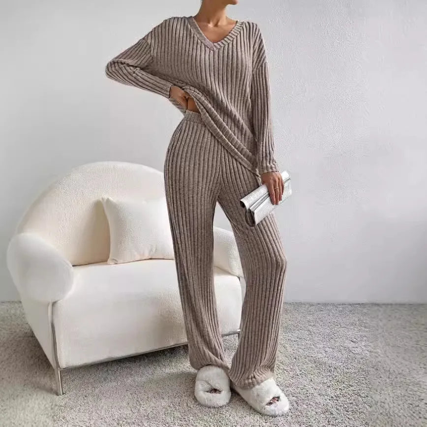 Lara | Ensemble deux pièces doux côtelé à col en V
