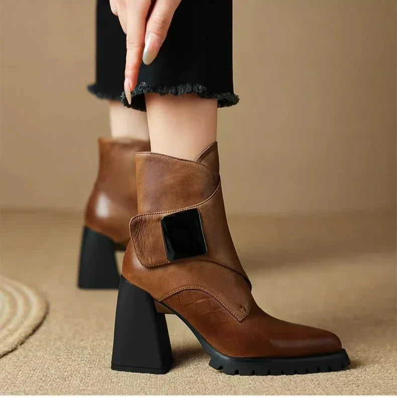 Amelia | Comfortable And Sophisticated chelsea boots With Heels 7