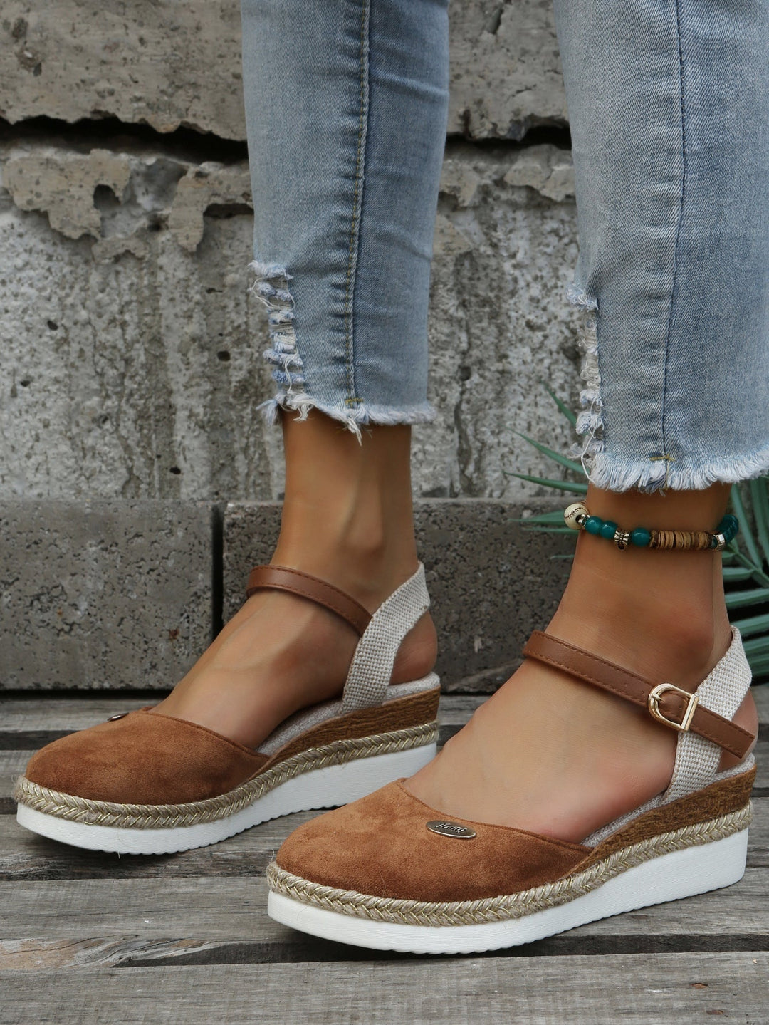 Brielle | Woven Orthopedic Sandals for Casual Elegance 0