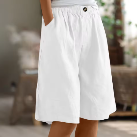 Chloe | Casual and breathable oversize shorts 11
