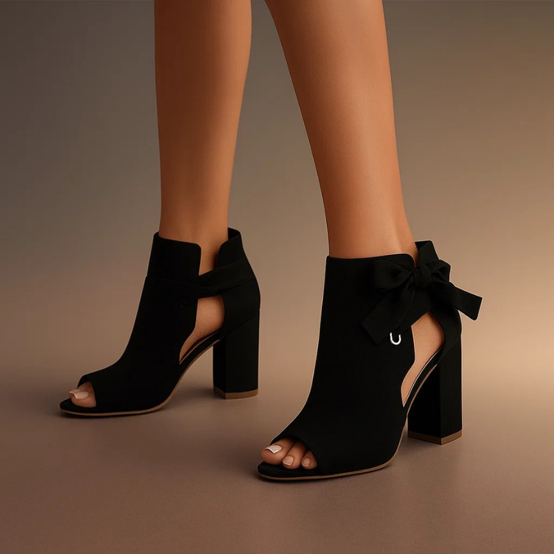 Chloe | Elegant and comfortable peep toe pumps 3
