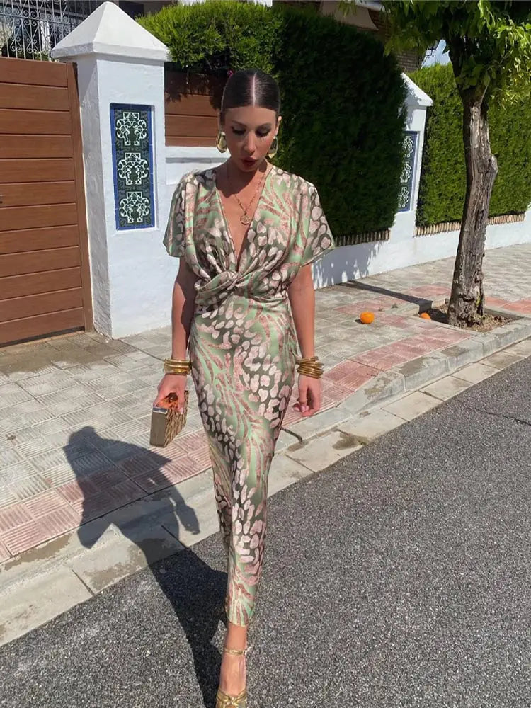 Clara | Elegant Copper Midi Dress – Chic &amp; Versatile for Any Occasion 3