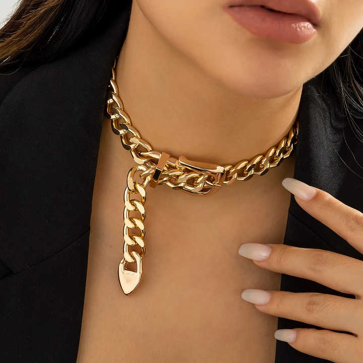 Erin | Radiance Chain Drop Necklace 1