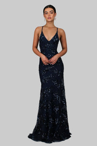 Noctara | Abito lungo elegante con scollo a V, paillettes e schiena scoperta