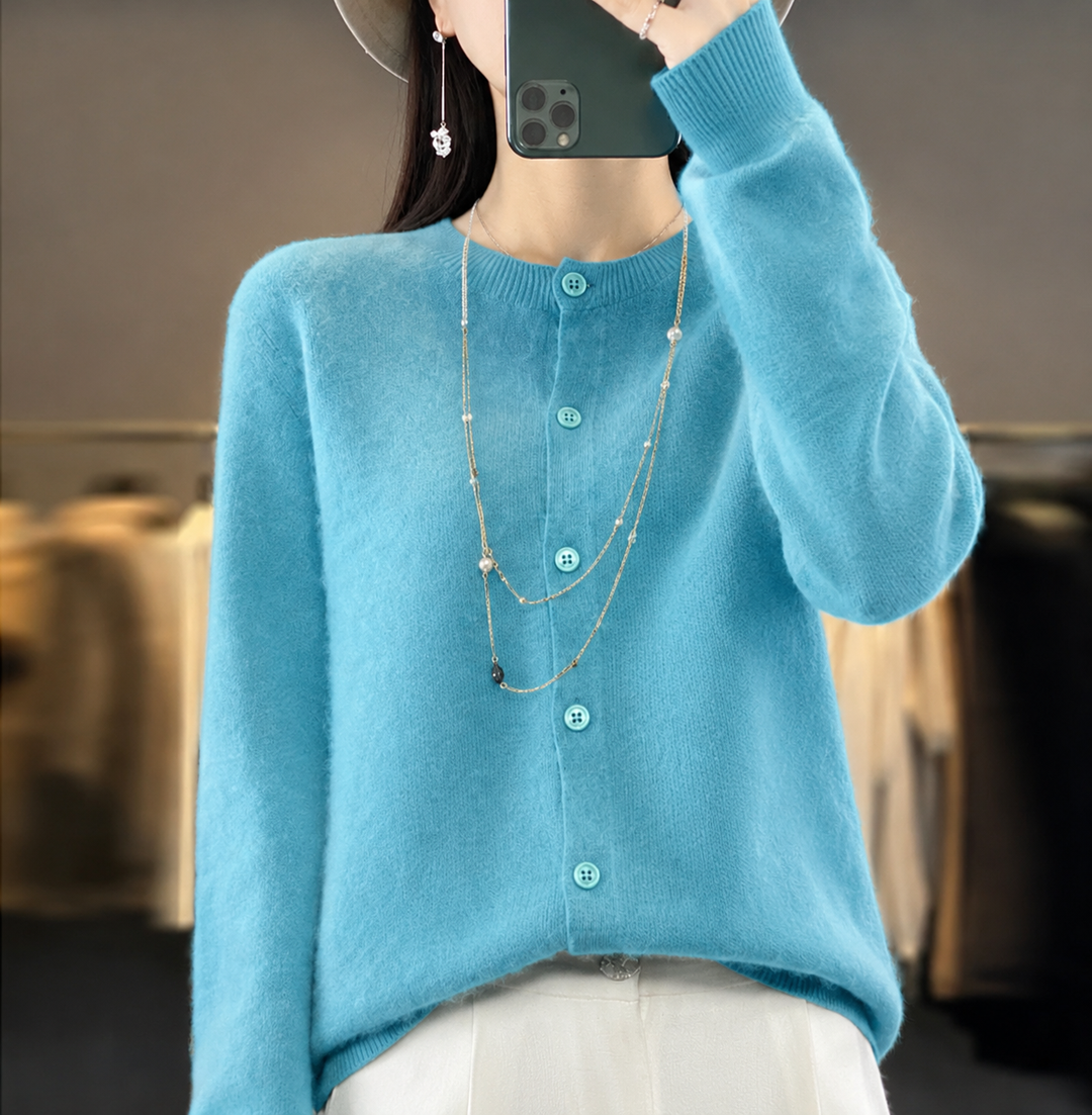 Hazel | Elegant and Versatile Buttoned Winter Cardigan 5