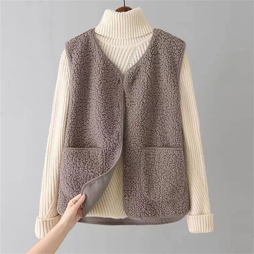 Isabella | Classic and Soft Relaxed Fit Winter Cardigan With Vest 2