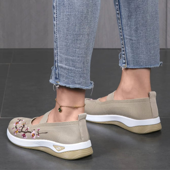 Isla | Stylish, breathable orthopaedic shoes 2