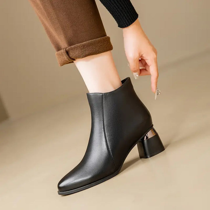 Isla | Timeless And Elegant Leather Boots 0