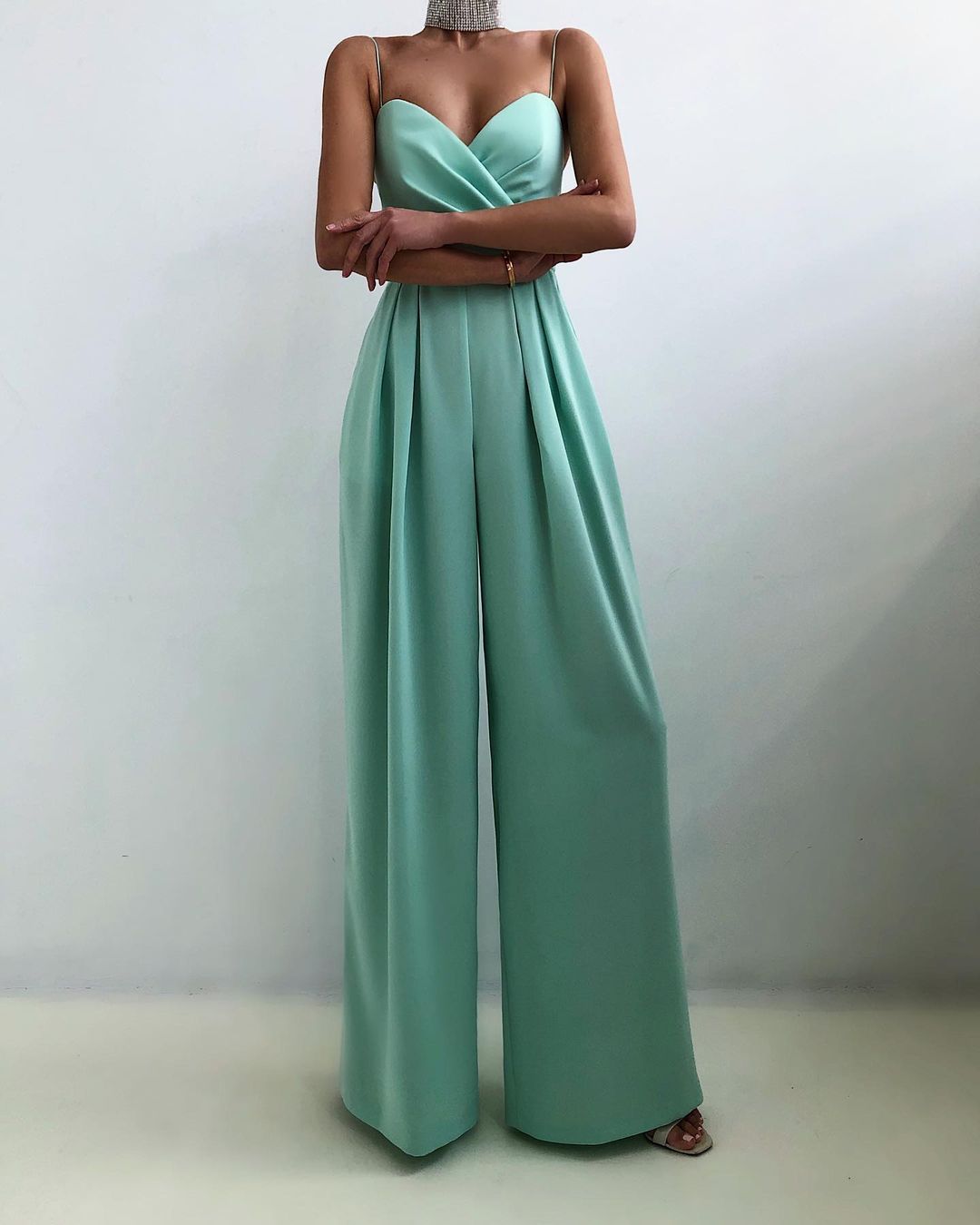 Laura | Stylish straps-all in all jumpsuits 4