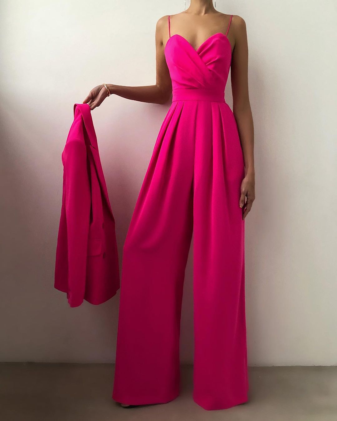 Laura | Stylish straps-all in all jumpsuits 6
