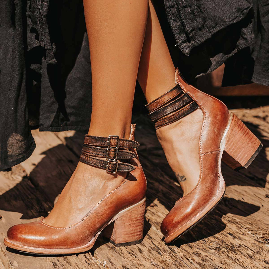 Mia | Comfortable Shoe 9
