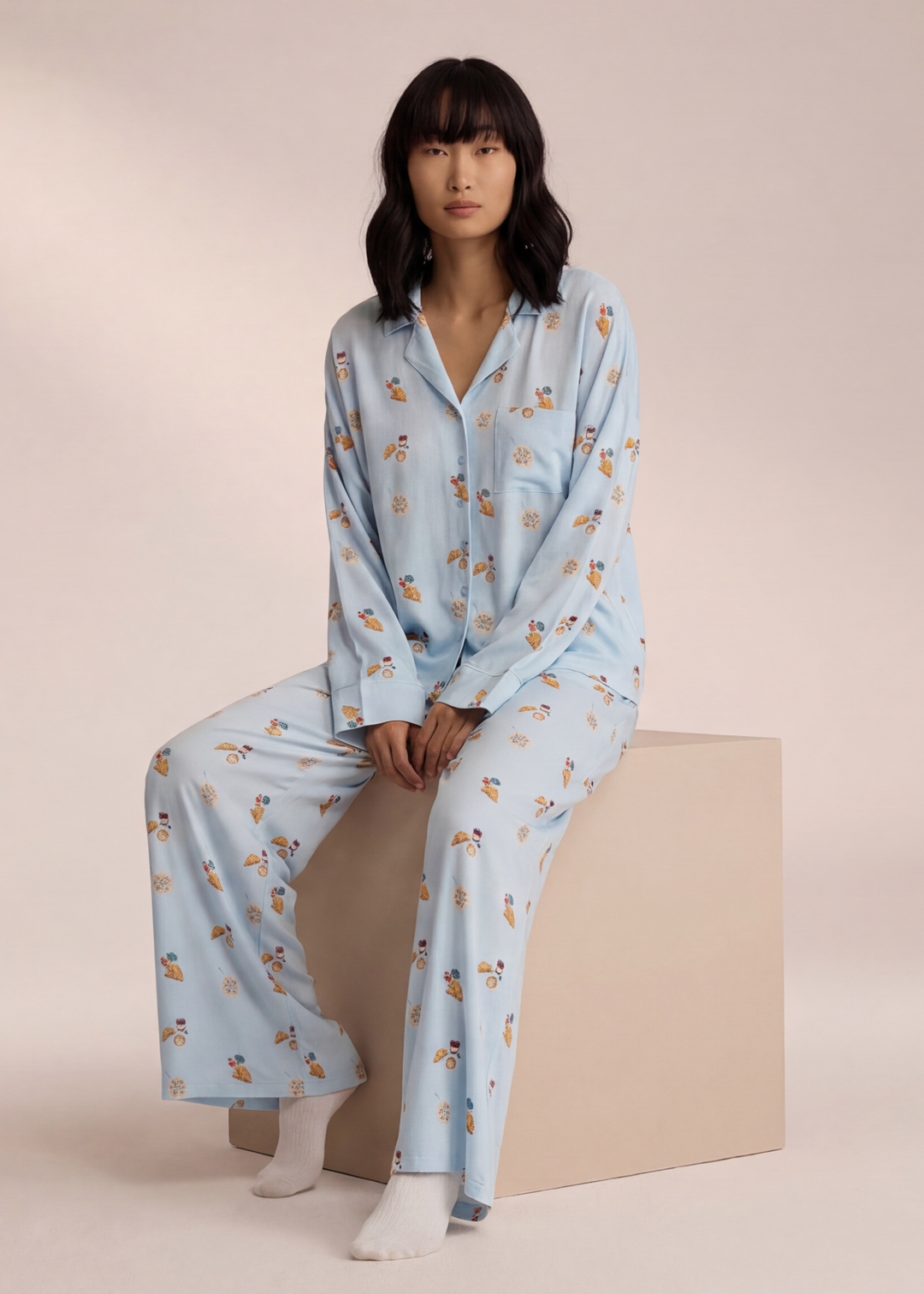 Sienna | Playful & Soft Women's Pajama Set – Relaxed Fit, Lightweight, Perfect for Cozy Mornings 8
