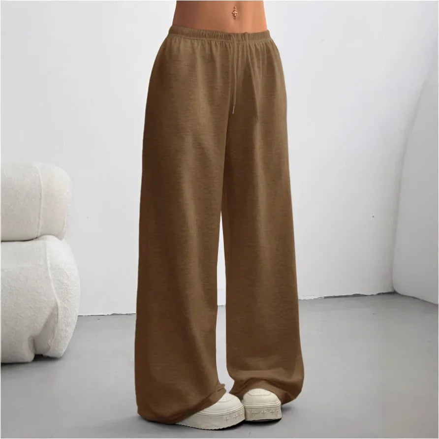 Sofia | Comfortable and modern wide leg jogging pants 0