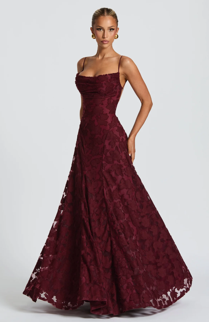 Sofia | Elegant Lace Maxi Dress – Feminine, Figure-Hugging Long Dress for Women 0