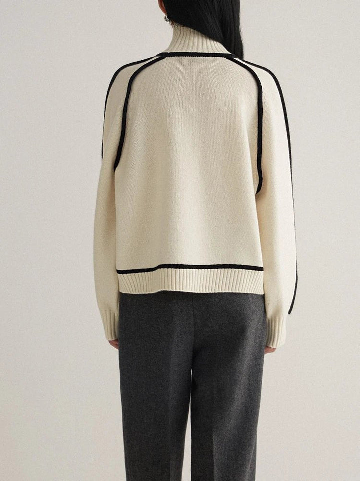 Sophie | Comfortable And Warm Oversized Turtleneck Knit Sweater 6