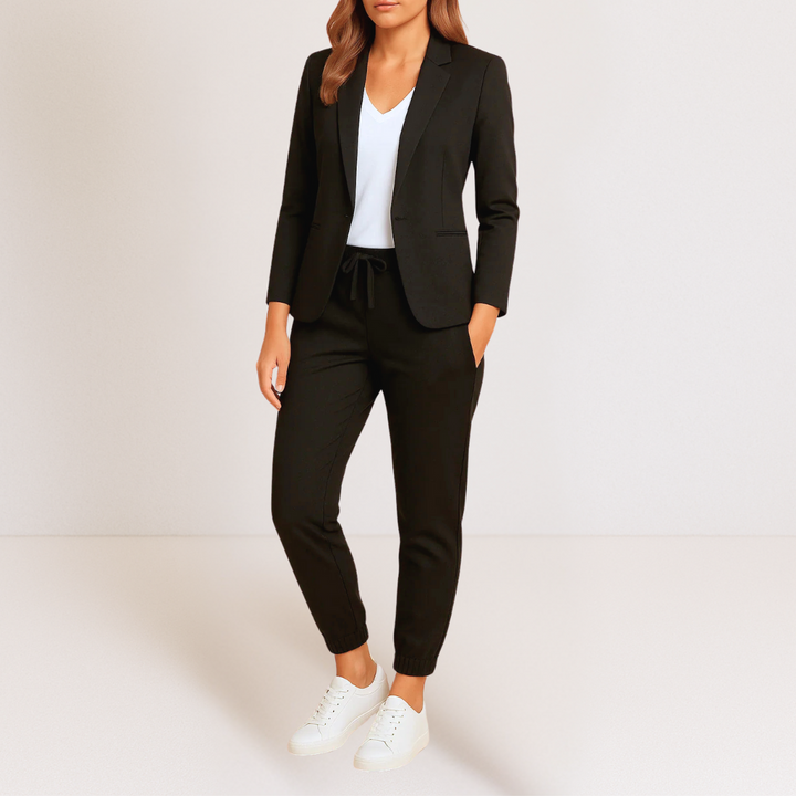 Livia | Elegant And Comfortable Blazer And Jogger Set For Women