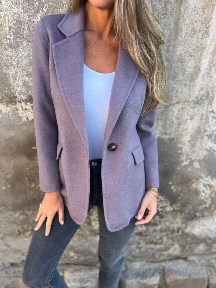 Simone | Elegant And Chic Tailored Blazer For Women