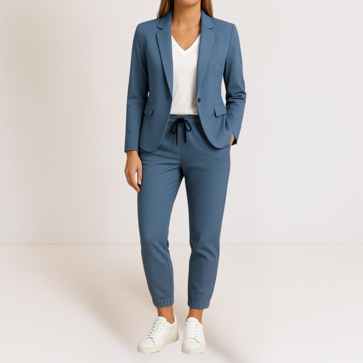Livia | Elegant And Comfortable Blazer And Jogger Set For Women