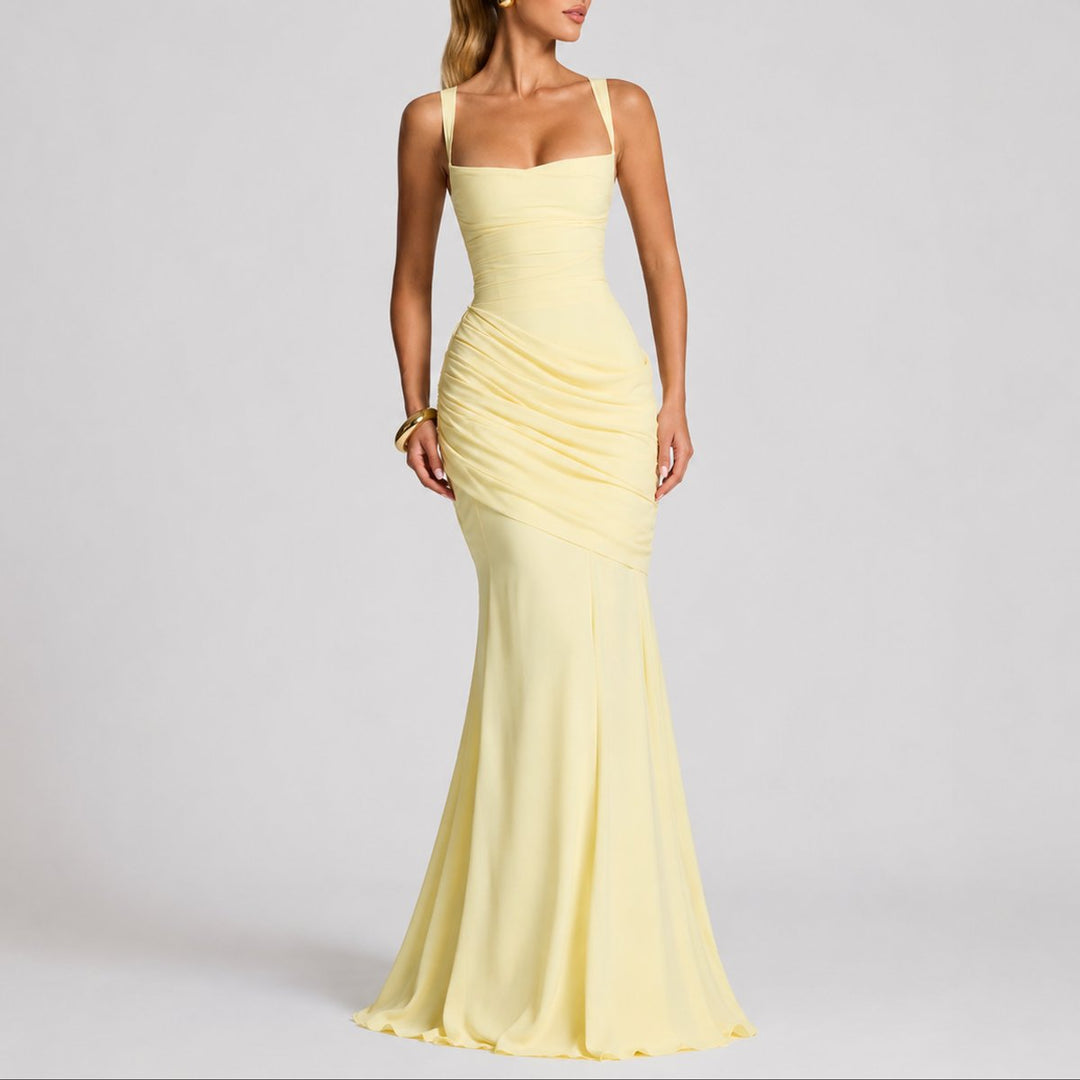 Victoria | Robe longue tendance froncée à col carré pour mariage d’automne