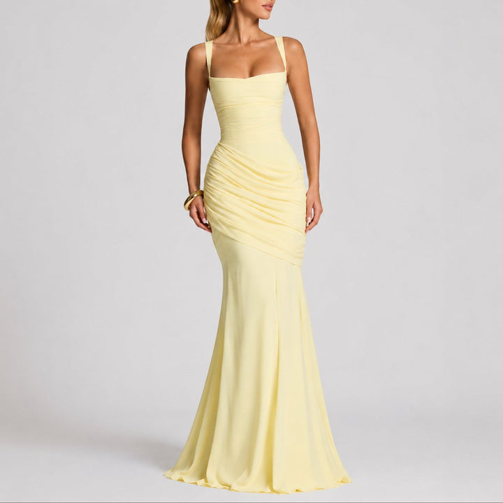 Victoria | Robe longue tendance froncée à col carré pour mariage d’automne