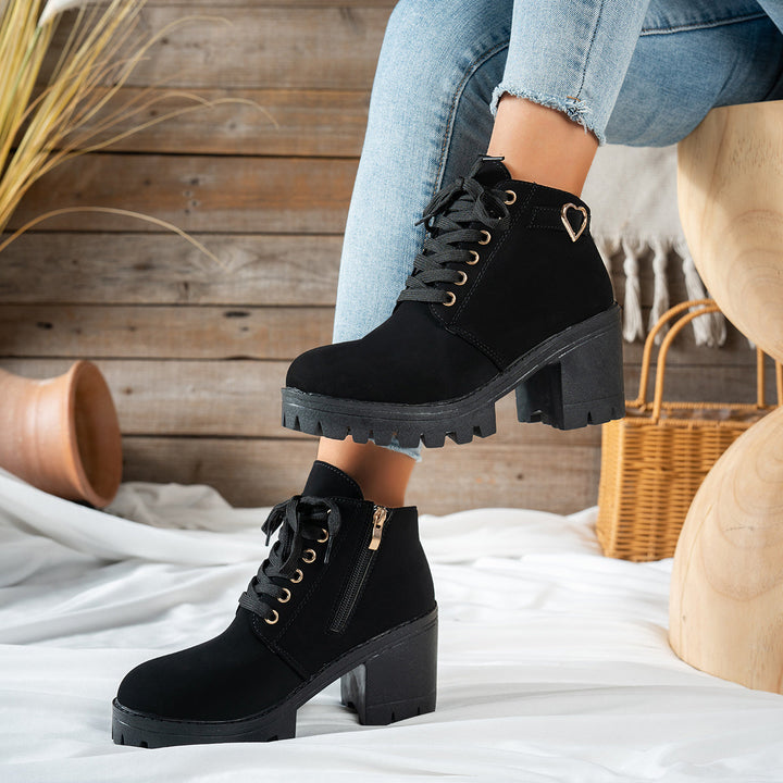 Daniela | Trendy Block-Heel Lace-Up Ankle Boots