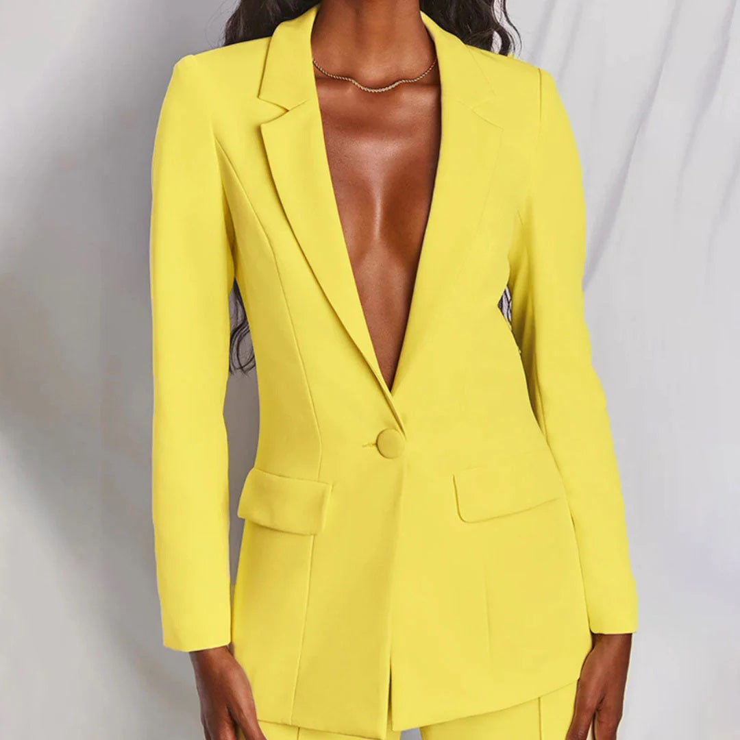 Valeria | Elegant And Sophisticated Blazer And Trouser Set For Women